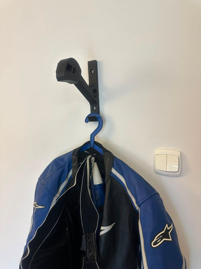 Wieszak na kask motocyklowy i kurtkę